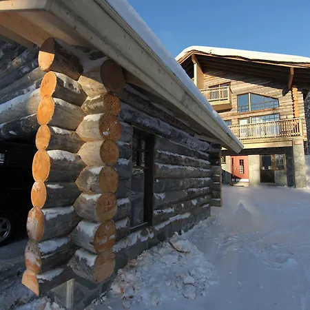 Karhunkieppi Chalets ليفي