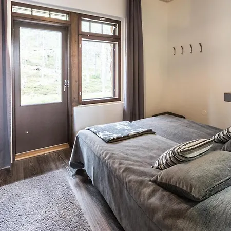 Karhunkieppi Chalets *
